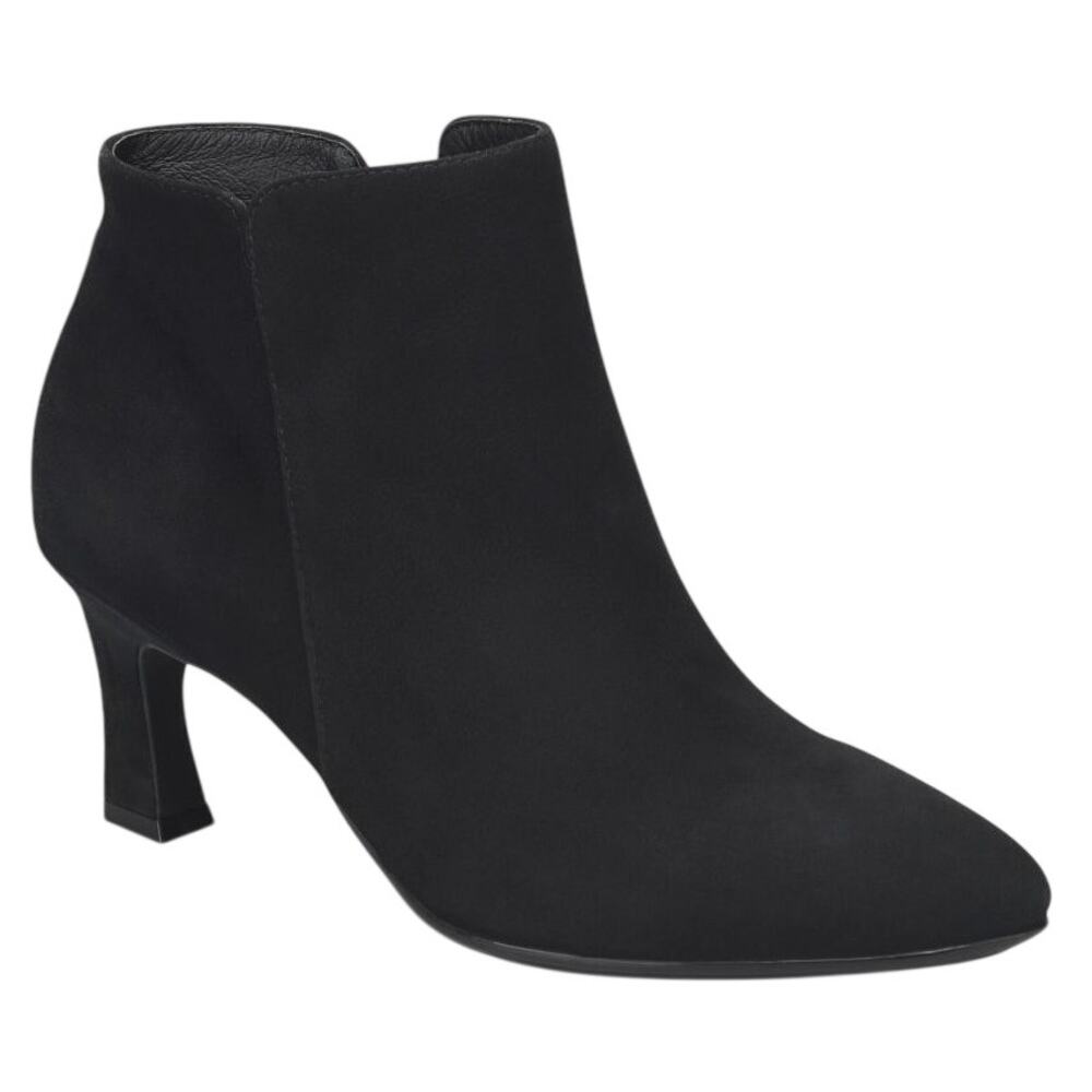 Sofft Women's Sasha Bootie in Black Suede, Size 6